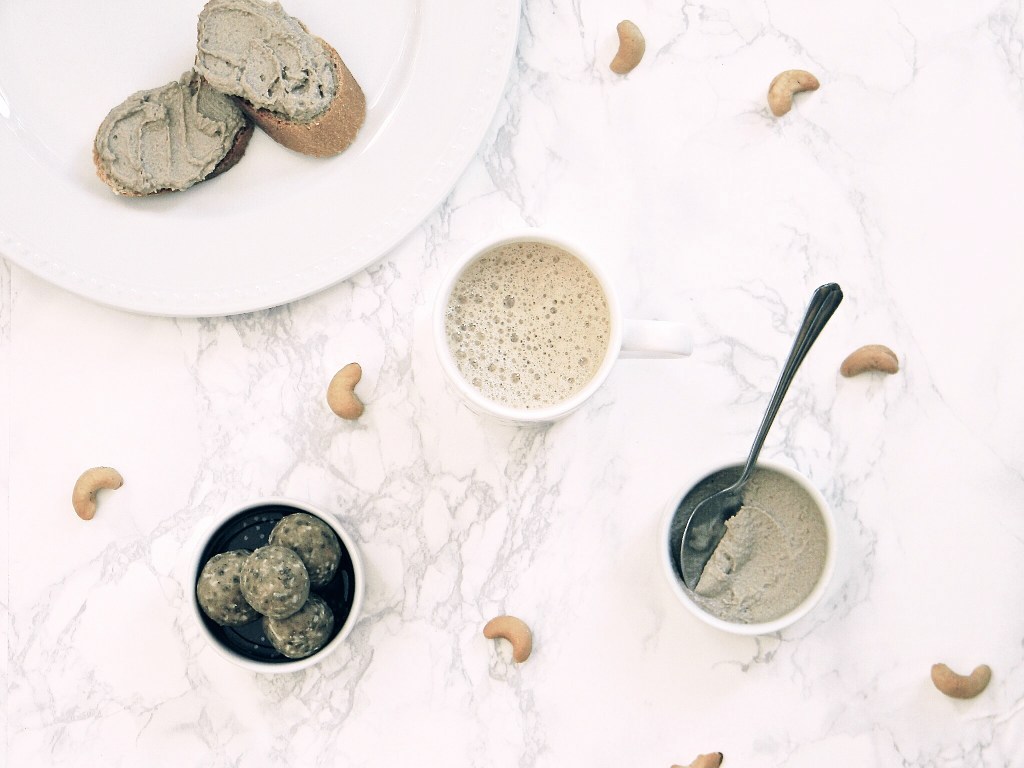 Chai Tea Latte, Chai Cashew Butter & Protein Bites