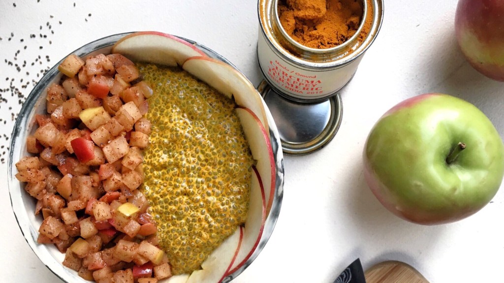 Golden Chia Pudding with Spiced&nbsp;Apples