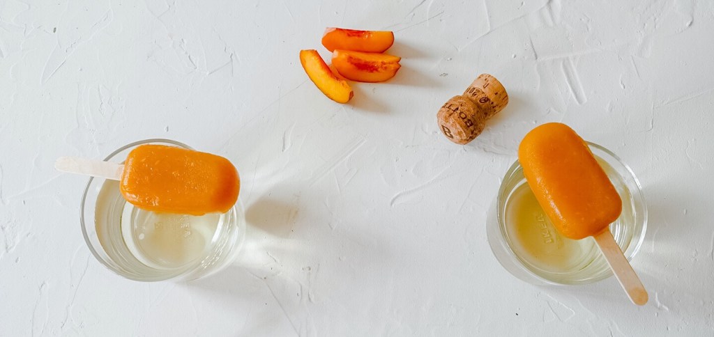 Peach and Ginger Bellini&nbsp;Popsicles